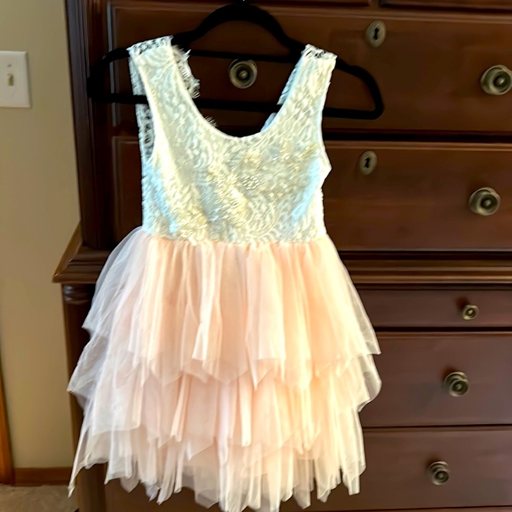 Girls dress